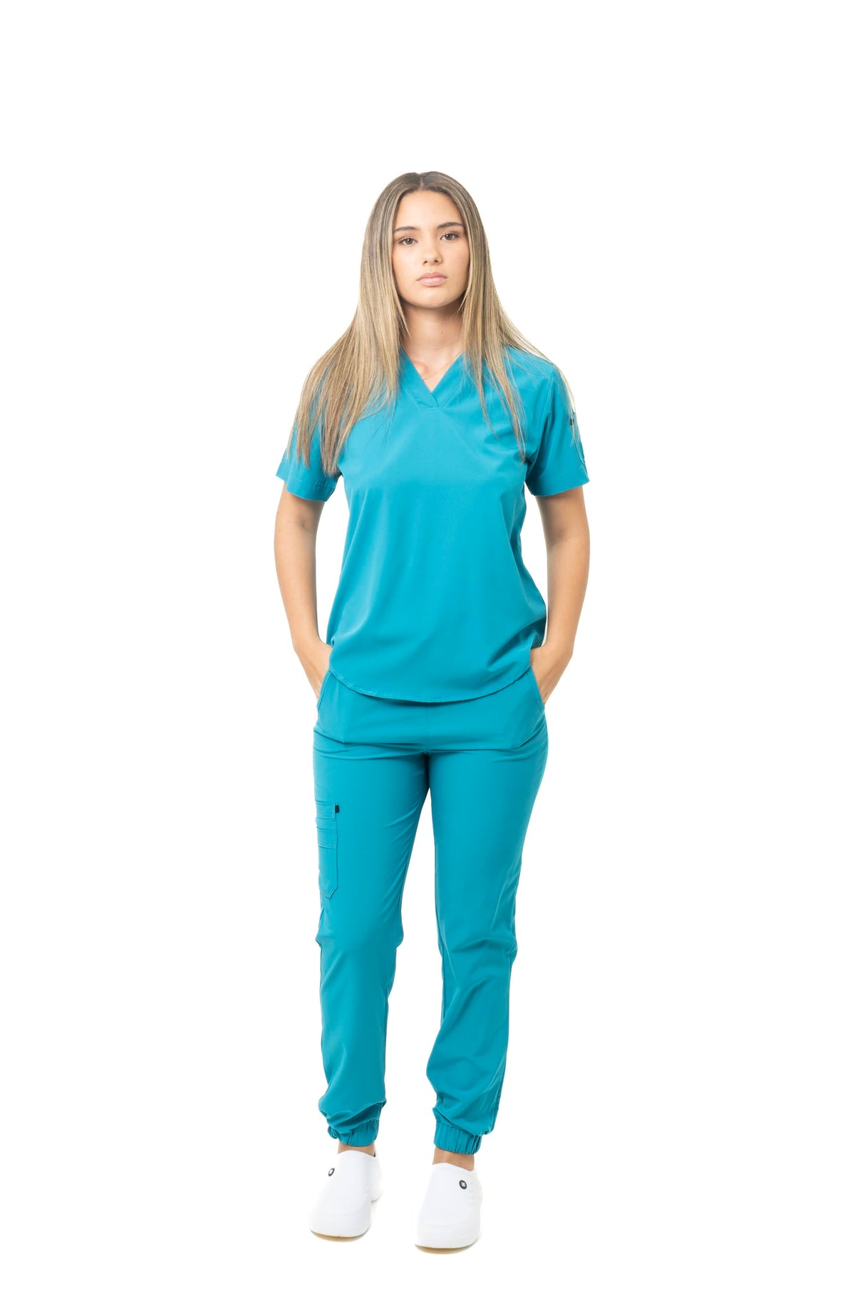 Conjunto Antifluido para Mujer – Blusa Escote en Cajón y Pantalón Jogger con Bolsillos