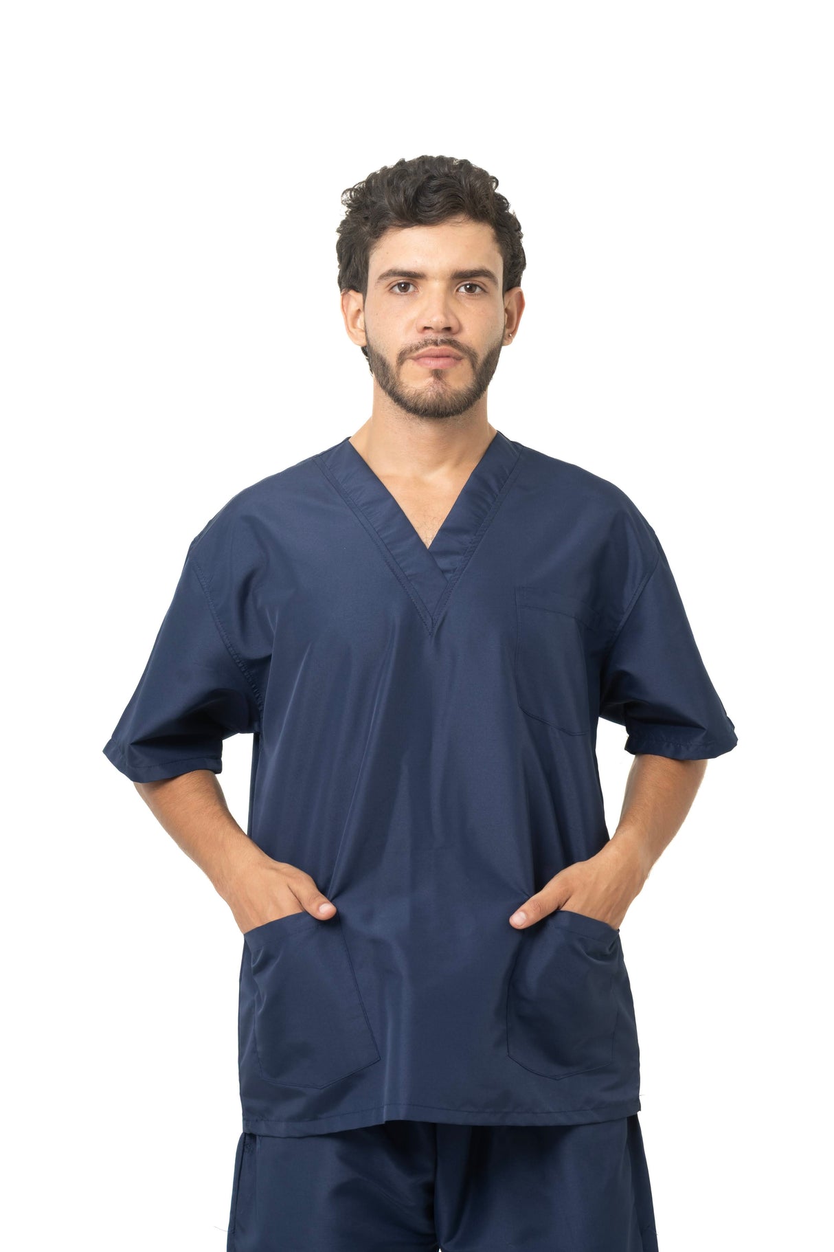 Conjunto Rigido para Hombre – Camisa Manga Corta Cuello en V + Pantalón Encauchado