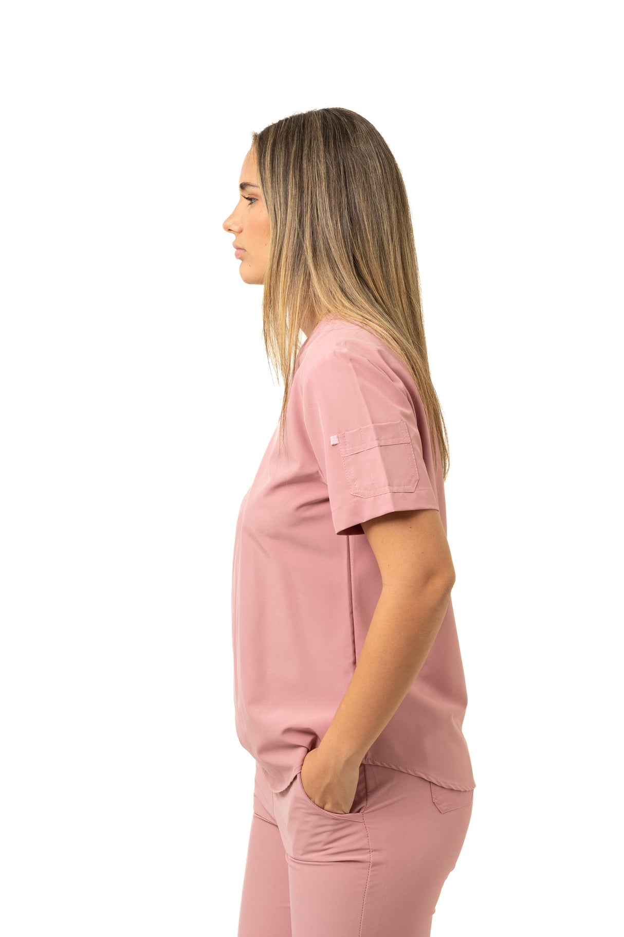 Conjunto Antifluido para Mujer – Blusa Escote en Cajón y Pantalón Jogger con Bolsillos