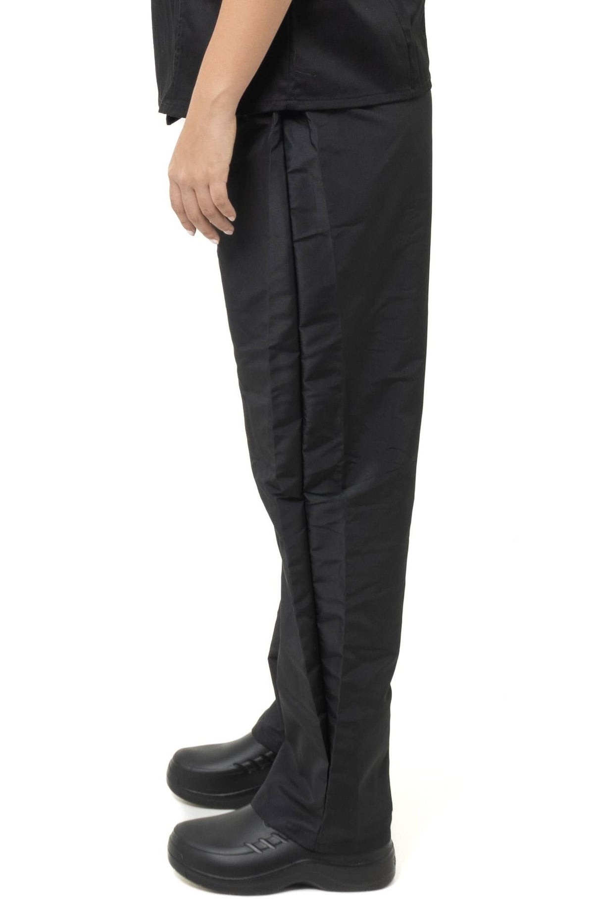 Pantalón Encauchado Unisex – Tela Antifluido con Bolsillo Lateral y Ajuste Cómodo